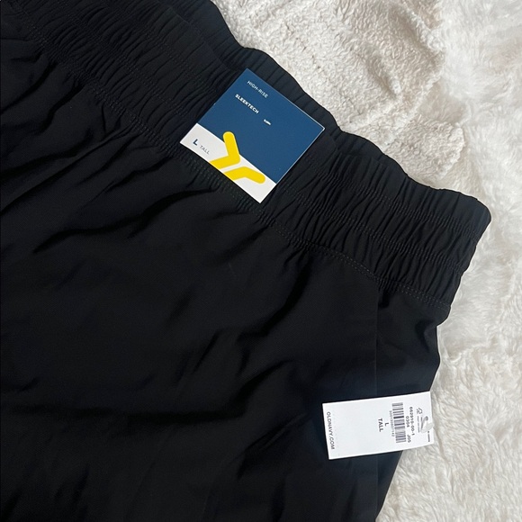 Old Navy High Rise Sleektech Barrel Joggers Black size: L TALL - Picture 2 of 7